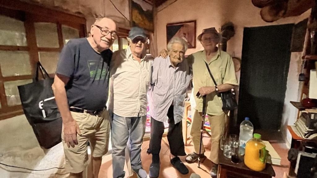 La foto de la controversia / ¿Reconocimiento o manipulación histórica?