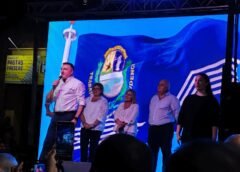 Convocatoria a los salteños / Banderas de Blancos, Colorados, Independientes y Cabildantes ondeaban en lanzamiento de Carlos Albisu