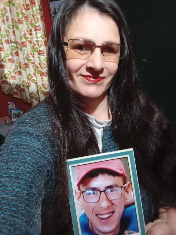 La voz de una madre / Andrea Sisnandez y la incansable búsqueda de su hijo Gonzalo