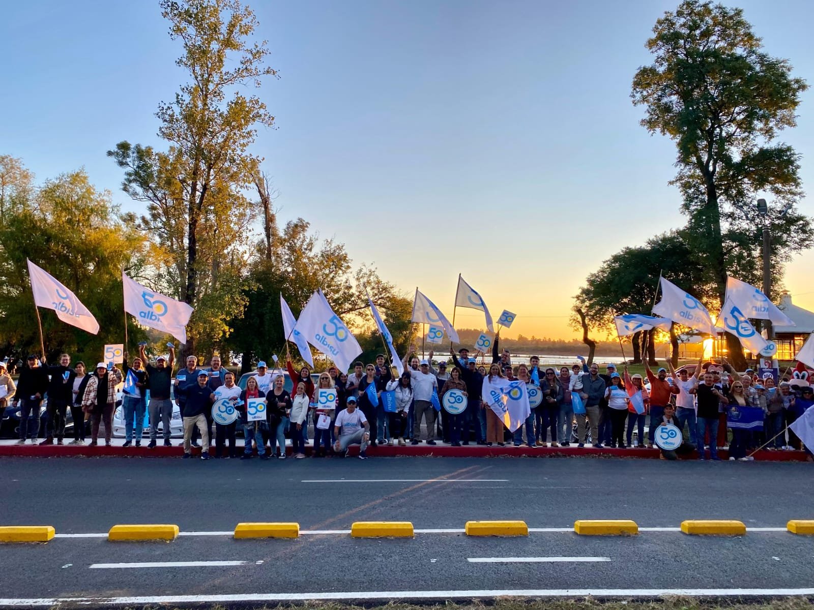 Tremenda muestra de militancia de la Lista 50 de Albisu en Costanera Norte
