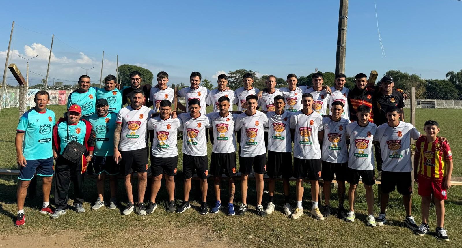 ¡El Rojo y Oro vuelve a brillar en su casa!