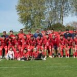 La caída de un gigante: Universitario se despide con dignidad ante Racing