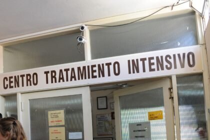 SALTO“Paciente en coma inducido, será movido por un trámite sin resolver”“¿Dónde queda la humanidad en el sistema de salud?”