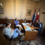 𝗧𝗥𝗔𝗕𝗔𝗝𝗢 𝗖𝗢𝗡𝗝𝗨𝗡𝗧𝗢 𝗖𝗢𝗡 𝗘𝗟 𝗣𝗢𝗟𝗜𝗖𝗟Í𝗡𝗜𝗖𝗢 𝗩𝗘𝗧𝗘𝗥𝗜𝗡𝗔𝗥𝗜𝗢 𝗗𝗘𝗟 𝗖𝗘𝗡𝗨𝗥