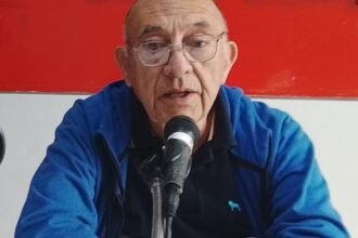 El Hombre que Regresó de una Nave Extraterrestre