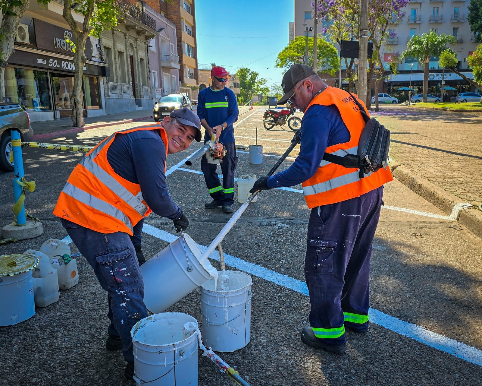 Tránsito y la Intendencia te repintan la ciudad y te recuerdan la normativa vigente Tránsito y la Intendencia te repintan la ciudad y te recuerdan la normativa vigente