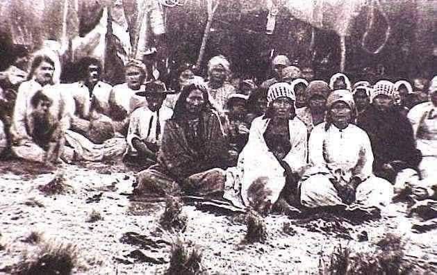 Los Guaycurúes: pueblos del Gran Chaco Los Guaycurúes: pueblos del Gran Chaco