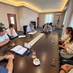 Gobierno plantea aumentar taxis, regularizar informales y habilitar plataformas de transporte como hay en otros lados Gobierno plantea aumentar taxis, regularizar informales y habilitar plataformas de transporte como hay en otros lados