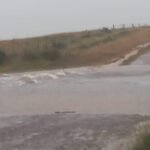 Localidades del interior de Salto no pudieron cobrar BPS tras temporal y pasos crecidos