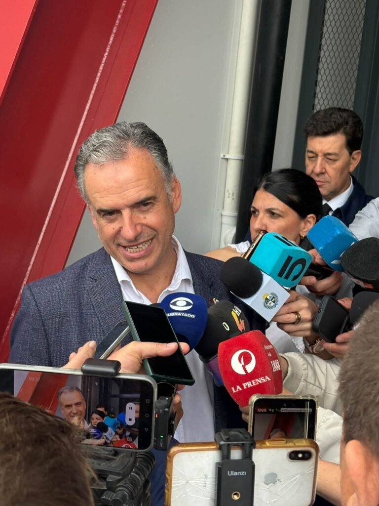 Sinceridad presidencial/fallas de comunicaci&oacute;n/ &iquest;por qu&eacute; no le informaron al Presidente lo ocurrido en Salto?