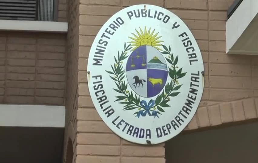 ARTIGAS: Imputan a entrenador de fútbol femenino por presuntos abusos a una adolescente ARTIGAS: Imputan a entrenador de fútbol femenino por presuntos abusos a una adolescente